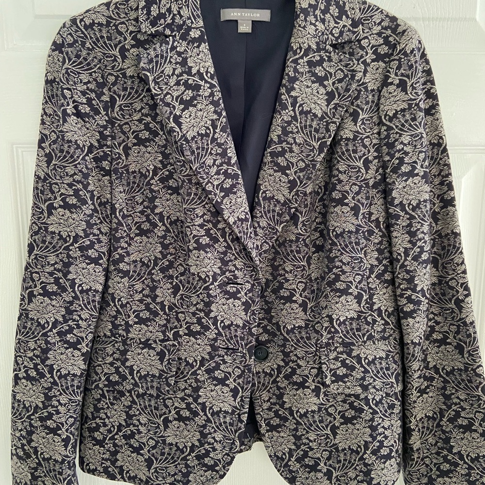 Ann Taylor Women's Navy Floral Blazer